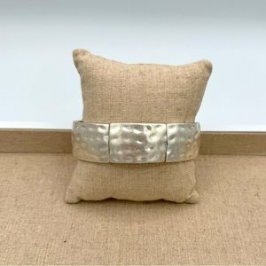 LIA Sophia: Silver Stretch Bracelet